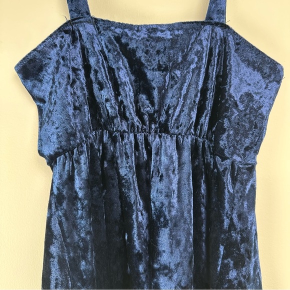 Love Cameron Mini Dress Size XS Blue Velvet Y2K Whimsygoth Fairy Sapphire Bow - Picture 6 of 7